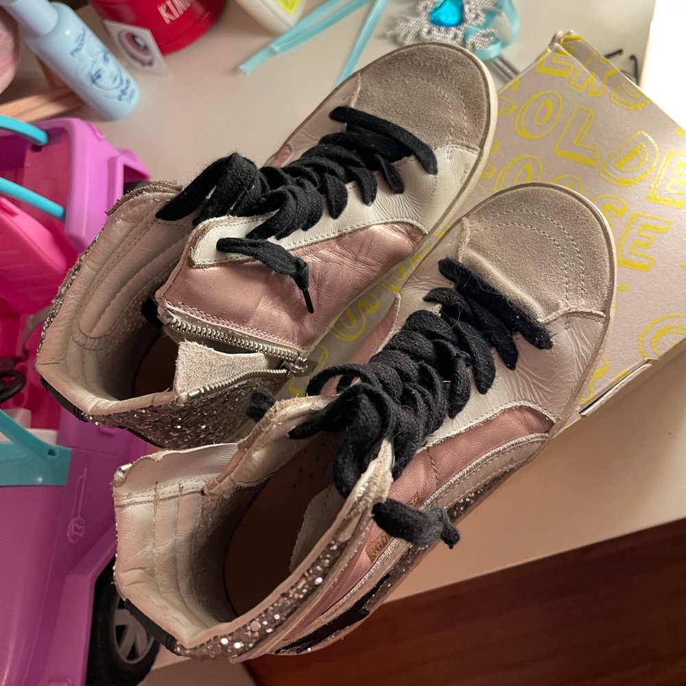 Golden goose sneakers in perfect condition